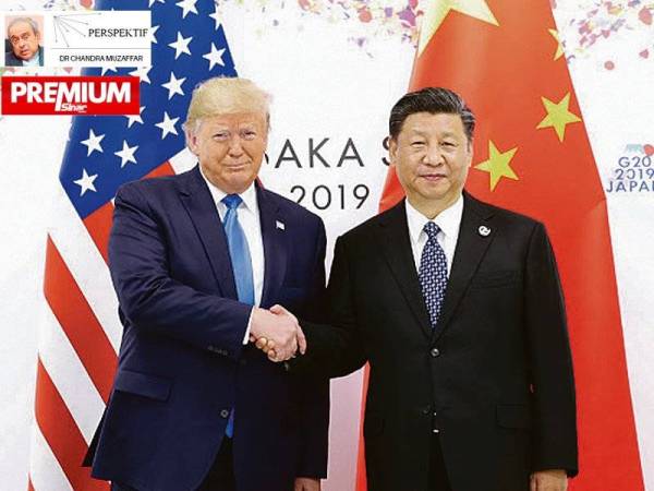 Presiden AS, Donald Trump ketika bertemu dengan Presiden China, Xi Jinping di Osaka, Jepun pada 29 Jun tahun lalu.