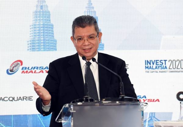 Saifuddin ketika menyampaikan ucaptama di Invest Malaysia 2020 - Siri Maya 3 di Kuala Lumpur hari ini.