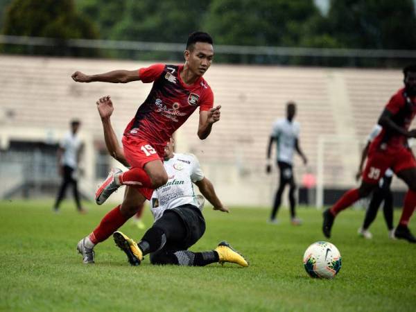 Liga Premier Malaysia - Highlights: KELANTAN vs KUALA LUMPUR Liga