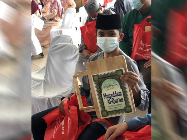 Antara peserta Program Celik Al-Quran di Masjid Kampung Limbawang, Beaufort.