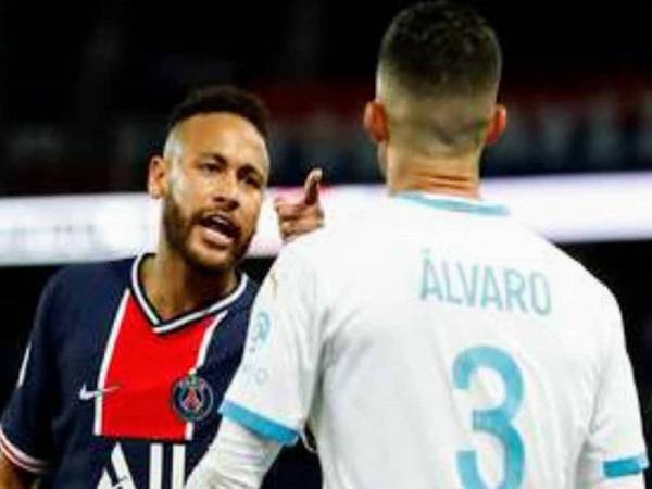 Neymar adalah antara lima pemain yang dibuang padang pada penghujung babak kedua selepas tercetusnya pergaduhan semasa perlawanan antara PSG dan Marseille di Stadium Le Parc des Princes, baru-baru ini.