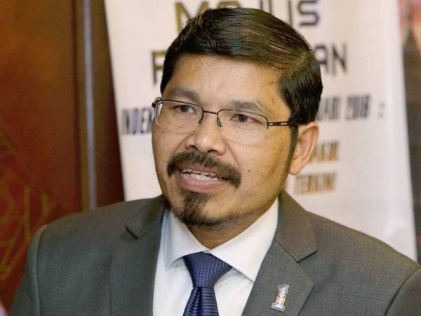 Dr Mohd Uzir Mahidin