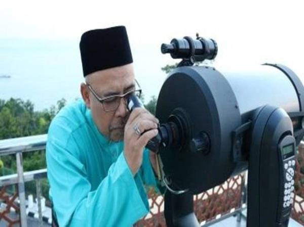 Kompleks Falak Al-Khawarizmi yang menyediakan balai cerap untuk melihat anak bulan.