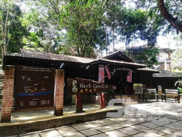 Suasana lengang di Taman Negara sejak ditutup sementara sejak 6 Oktober lalu.