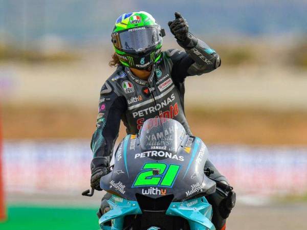 Morbidelli meraikan kejayaannya menjuarai GP Teruel di Litar Aragon, Sepanyol kelmarin.