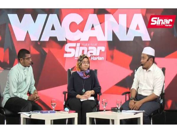 Ahmad Fadhli (kanan) menjadi panelis pada program Wacana Sinar Harian Siri ke-206 bertajuk ‘Bajet 2021: Demi Rakyat Atau Survival Negara?' yang disiarkan secara langsung dari Studio F Kumpulan Karangkraf di Shah Alam malam tadi.
