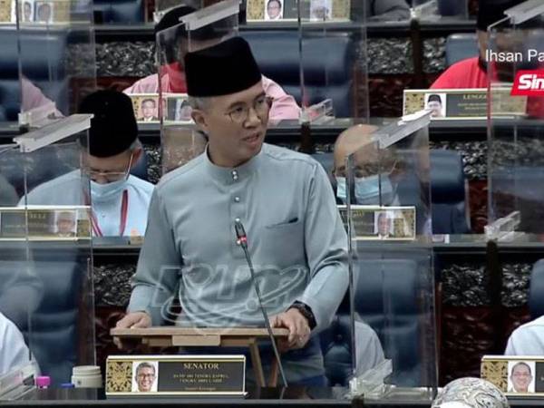 Tengku Zafrul pada sesi pembentangan Belanjawan 2021 di Dewan Rakyat, hari ini.