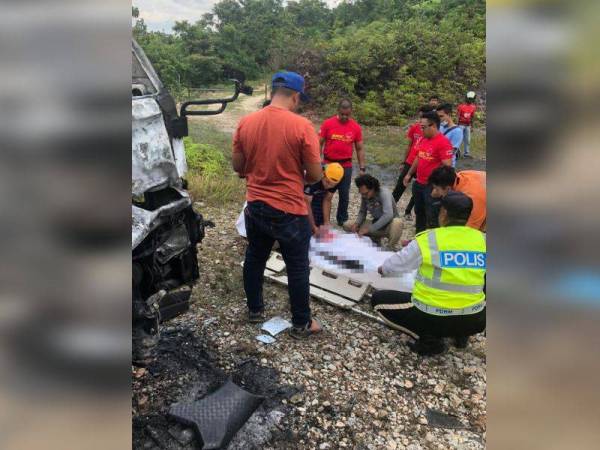 Mangsa maut di tempat kejadian akibat kecederaan parah. - Foto Ihsan polis