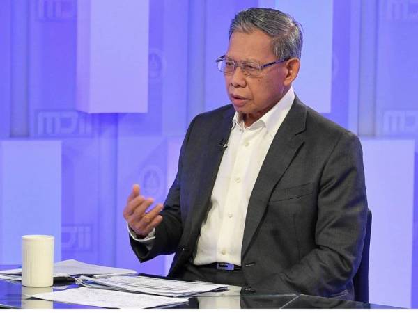 Mustapa bercakap ketika ditemu bual pengacara Sherkawi Jirim pada Program Ruang Bicara Khas terbitan Bernama TV di Wisma Bernama hari ini. - Foto Bernama