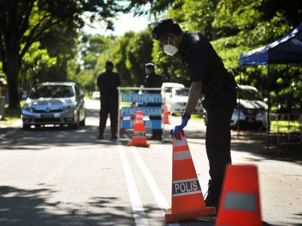 Perintah Kawalan Pergerakan Bersyarat (PKPB) dilaksanakan bagi mengawal penularan wabak Covid-19.