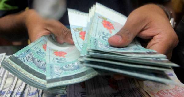  Ringgit dibuka tinggi pagi ini berbanding dolar AS, disokong oleh berita mengenai Perjanjian Perkongsian Ekonomi Komprehensif Serantau (RCEP) yang telah ditandatangani semalam.