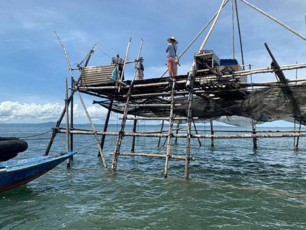 Bagang milik majikan mangsa yang terletak di perairan Bengkoka, berhampiran Kampung Rosob, Pitas, Sabah.