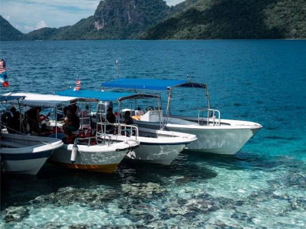 Kerajaan Sabah sukar laksana atau buka semula sektor pelancongan domestik ketika PKPB. Gambar hiasan 123RF