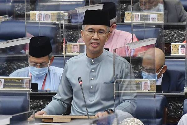 Tengku Zafrul sewaktu membentangkan Belanjawan 2021 di Dewan Rakyat pada 6 November lalu.