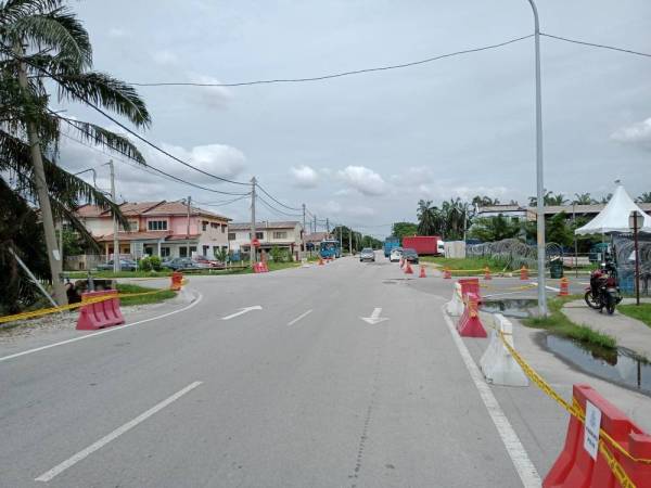 Keadaan di sekitar Jalan Teratai, Meru semalam.