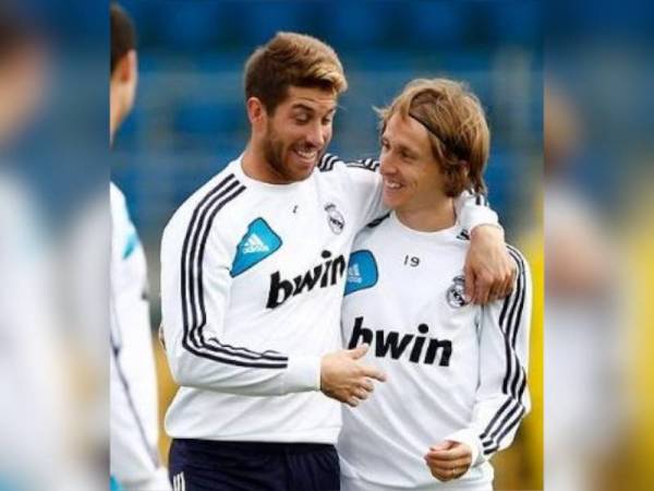 Ramos (kiri) dan Modric antara pemain Real Madrid yang semakin dimamah usia.