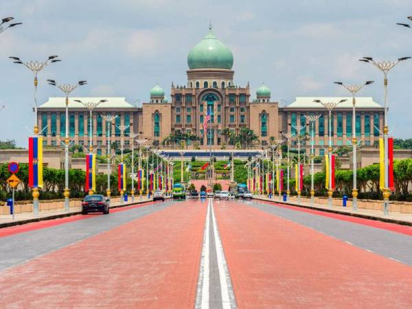 Ahmad Faizal dijangka diberi tempat di peringkat Persekutuan, selaras dengan jawatannya sebagai orang nombor dua parti.