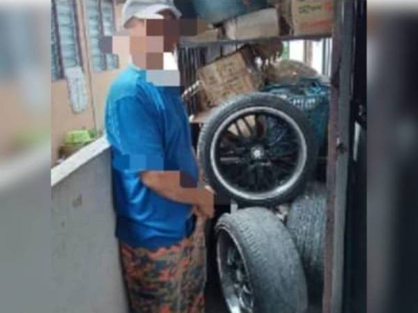 Polis berjaya menahan dua lelaki yang dipercayai terlibat kes samun dan menyamar sebagai polis dalam kejadian di Klang, Khamis lalu.