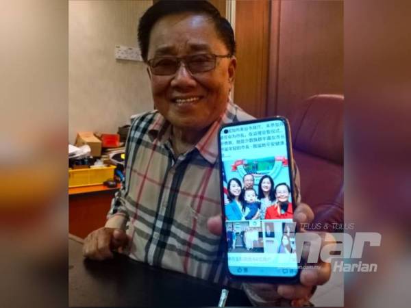 Chim Tiong ditemui di Alor Setar hari ini menunjukkan gambar Jocelyn sekeluarga selepas dilantik sebagai Datuk Bandar Eastvale di California pada Khamis lalu.