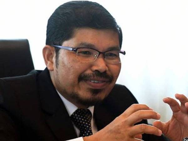 Datuk Seri Dr Mohd Uzir Mahidin