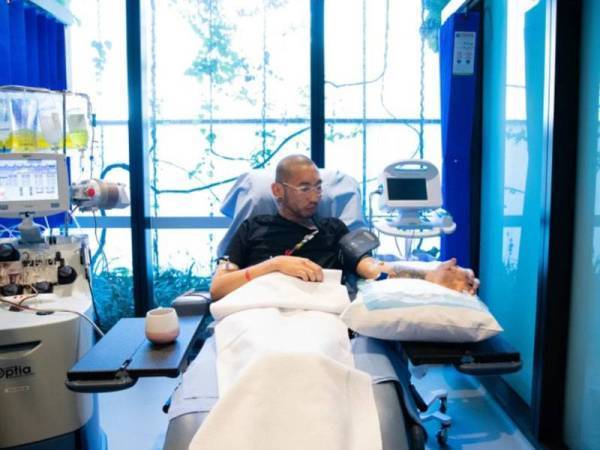 Khaidir sedang menjalani rawatan di Hospital St Vincent, Sydney Australia. Foto:The Sydney Harold
