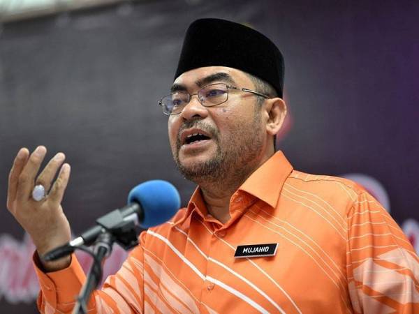 DATUK SERI DR MUJAHID YUSOF