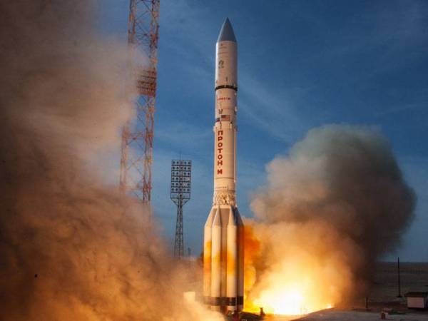 Rusia merancang melakukan tiga pelancaran roket pengangkut Proton-M dari Cosmodrome Baikonur tahun depan, tiga kali lebih banyak berbanding 2020.