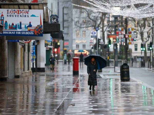 Britain buat pertama kali merekodkan lebih 50,000 kes Covid-19 semalaman sejak wabak itu merebak di seluruh dunia. Foto Xinhua