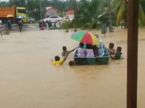 Banjir Di Pahang Bertambah Buruk