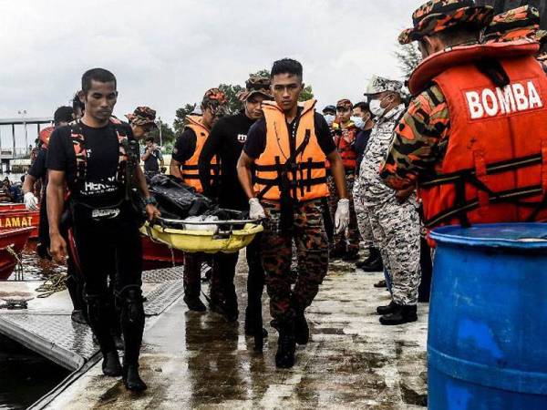 Tindakan Segera Perlu Diambil Selamatkan Orang Asli Kuala Koh Husam Astro Awani