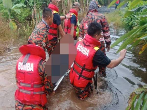 Mayat remaja lemas mandi di parit ditemukan