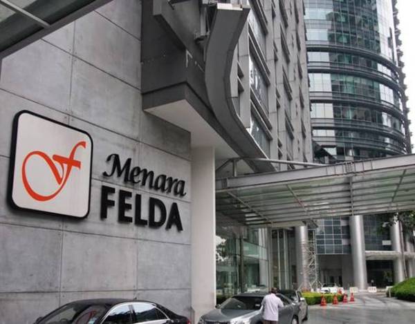 Lembaga Kemajuan Tanah Persekutuan (Felda) membeli 5.15 juta saham FGV Holdings Bhd daripada pasaran terbuka pada Khamis dalam usaha untuk mengambil alih syarikat perladangan itu.