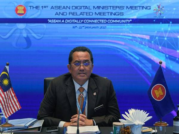 Ketua Setiausaha Kementerian Komunikasi dan Multimedia Malaysia, Datuk Seri Mohammad Mentek pada Mesyuarat Pegawai-Pegawai Kanan Digital ASEAN Yang Pertama (ADGSOM1) yang diadakan secara maya sempena Mesyuarat Menteri-Menteri Digital ASEAN Yang Pertama (ADGMIN1) pada Selasa. Foto Bernama