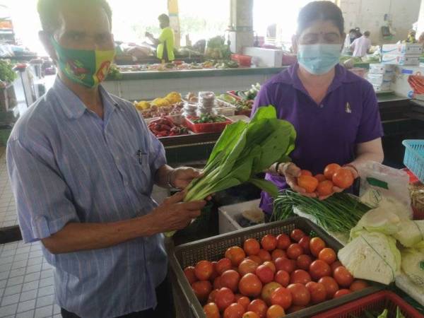 Harga barang basah, runcit turun ketika PKP