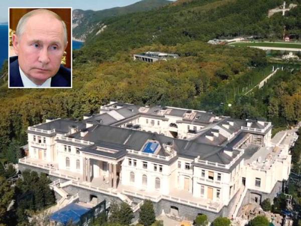 Putin (gambar kecil) menafikan istana mewah di tepi Laut Hitam adalah miliknya. - Foto: Agensi