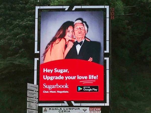 Papan iklan Sugarbook yang pernah tular di media sosial.