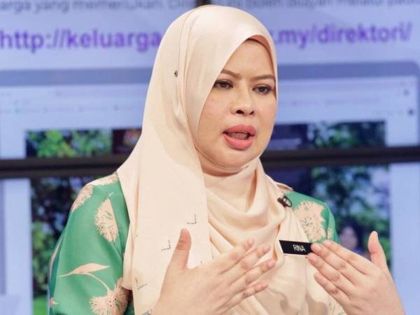  Datuk Seri Rina Mohd Harun