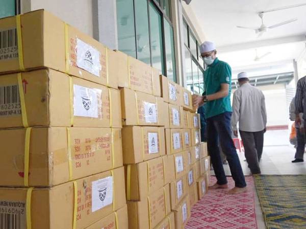 Wakil Jembara berjaya mengumpul 5,000 naskah al-Quran dan Yassin dan diserahkan kepada JAIP di Masjid Mahaad Tahfiz Negeri Pahang pada Rabu.