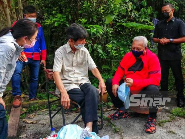 Annuar bertemu Choong Keong di Kampung Baru Salak Selatan, Kuala Lumpur pada Rabu.