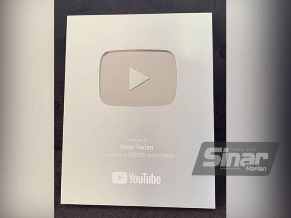 Saluran YouTube Sinar Harian yang kini memiliki rekod 277,000 langganan, diiktiraf menerima anugerah ‘Silver Play Button’