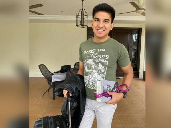 Syed Saddiq membuat persiapan untuk berangkat ke Singapura bagi menyambung pengajian di NUS, Singapura.