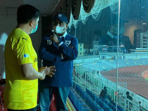 Reezal Merican hadir ke Stadium Bandaraya, Pulau Pinang pada Sabtu lalu. - Foto FB Reezal Merican Naina Merican