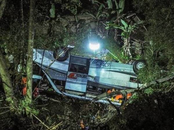 Dikemaskini 27 Maut Bas Bawa Pelajar Masuk Gaung