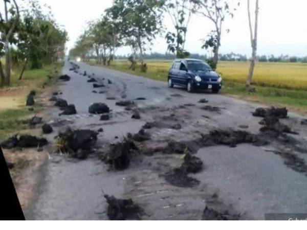 Tindakan tidak bertanggungjawab itu bukan sahaja mengotorkan dan merosakkan struktur jalan malah boleh mengundang bahaya kepada pengguna jalan raya khususnya penunggang motosikal. Gambar: Sumber internet. 