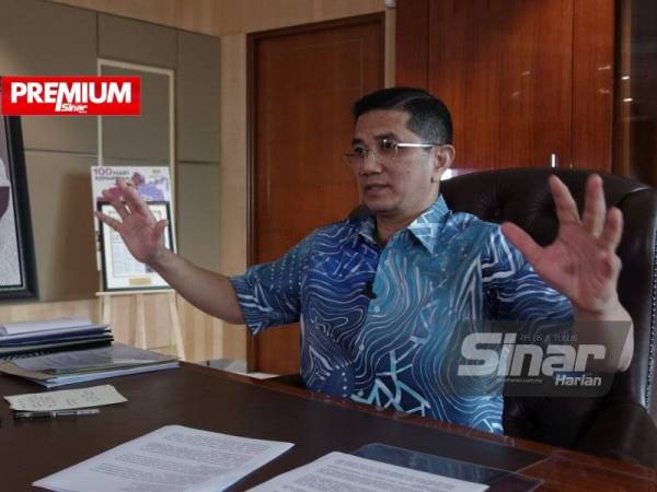 Mohamed Azmin ketika diwawancara Sinar Ahad di pejabatnya di Kuala Lumpur baru-baru ini.