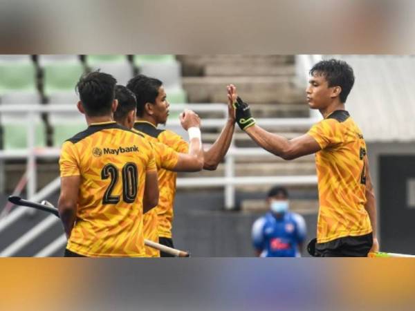 Maybank mengekalkan rekod bersih saingan liga sekali gus mengukuhkan kedudukan teratas MHL dengan sembilan mata. - Foto mhc.org