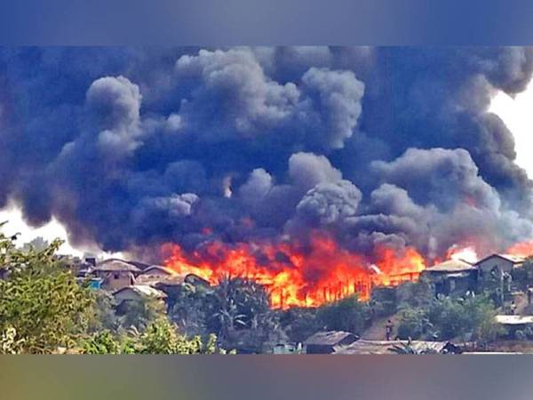 Lima orang terbunuh dalam kebakaran besar di kem pelarian Rohingya, Cox's Bazar, Bangladesh pada Isnin. - Foto Suruhanjaya Tinggi Bangsa-Bangsa Bersatu Mengenai Pelarian