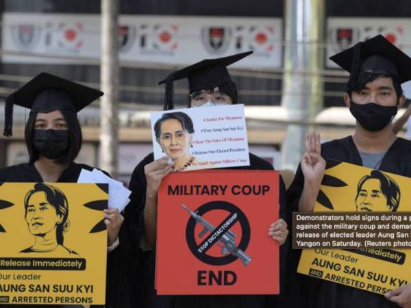 Tunjuk perasaan menentang rampasan kuasa tentera dan menuntut pembebasan pemimpin terpilih Aung San Suu Kyi, di Yangon pada 13 Februari lalu. - Foto Reuters 