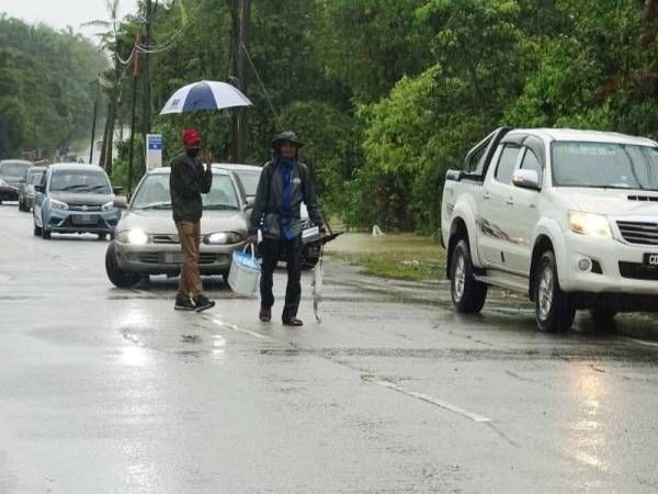 Rezeki ikan baung 2.5kg musim hujan