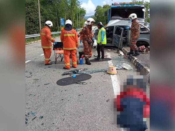 Mangsa merupakan pemandu kenderaan pacuan empat roda meninggal dunia akibat kecederaan parah di kepala.